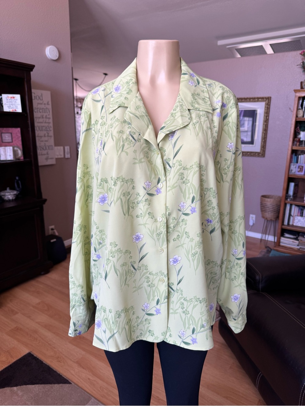 Liz Baker light green button down long sleeve blouse-size 16